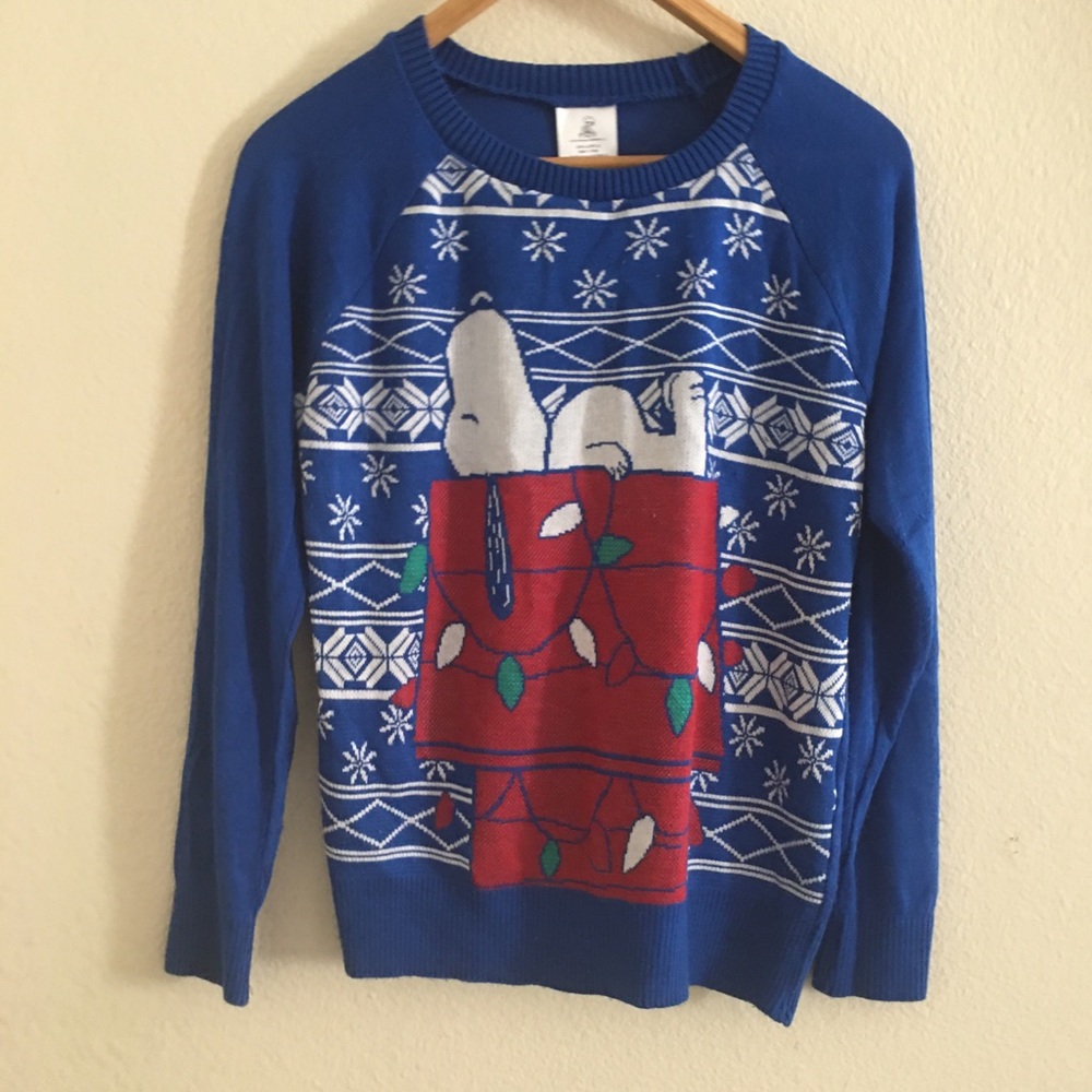 Peanuts Snoopy Holiday/ Christmas Sweater- med
